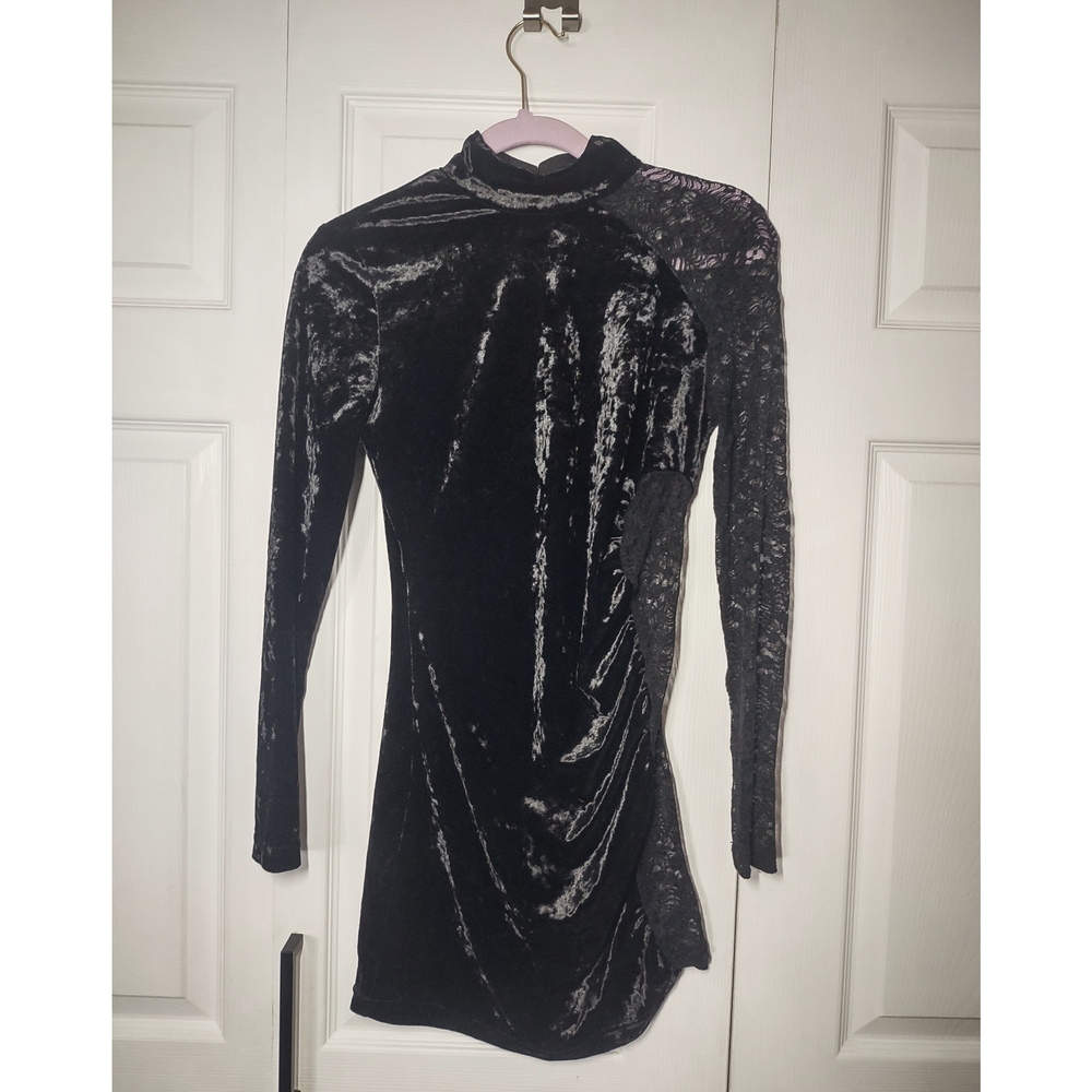 Cider Black Velvet High Collar Single Lace Side/Sleeve Goth Party Mini Dress| XS